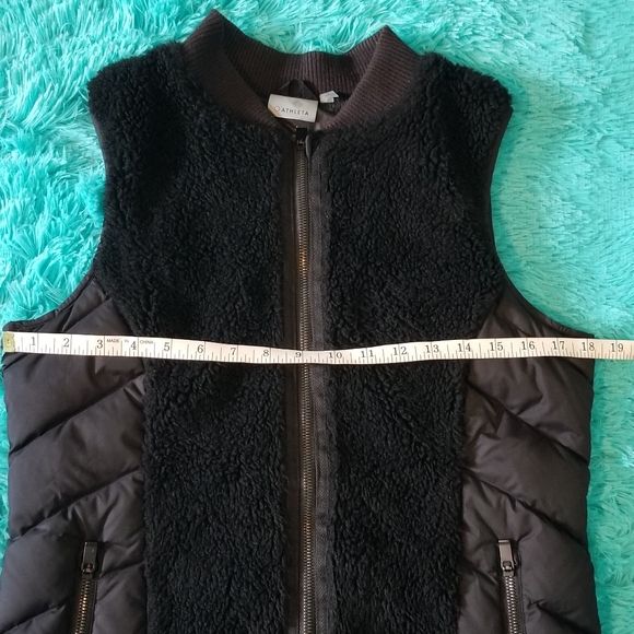 Athleta Responsible Tundra Goose Down Sherpa Puff Vest Black - Picture 11 of 13